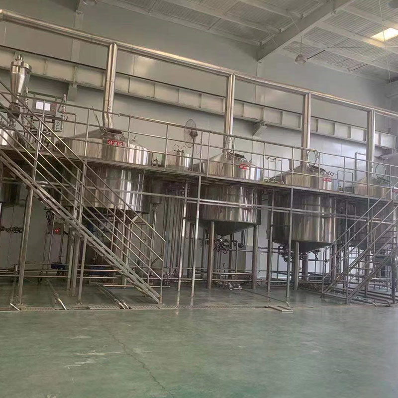 市北精酿啤酒设备厂—平面布置、设备设计、制造、调试、培训等一条龙服务_COPY